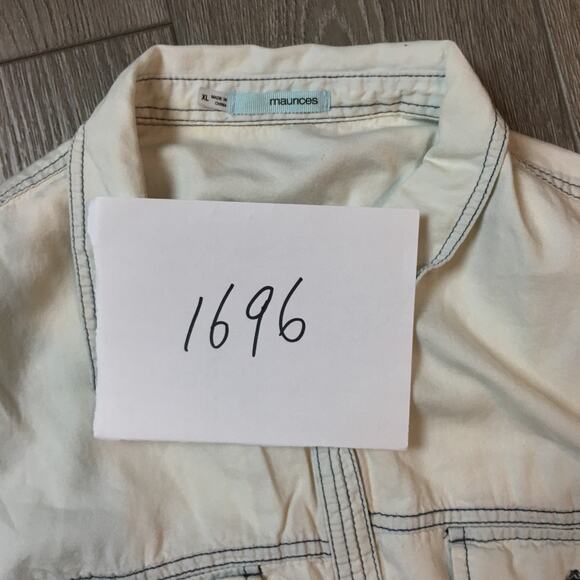 Maurices light denim white wash dress Size XL Button Up - Picture 9 of 9